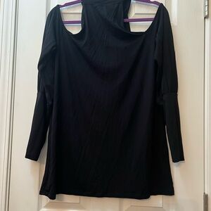 👗 Magic Fit Black  cold shoulder Long Sleeve Top size large